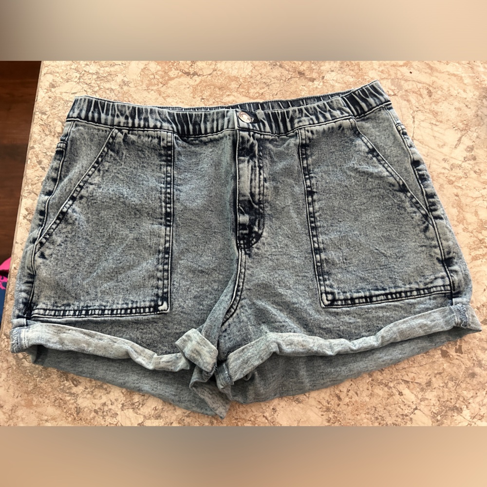 Wild Fable Denim Shorts Size Large